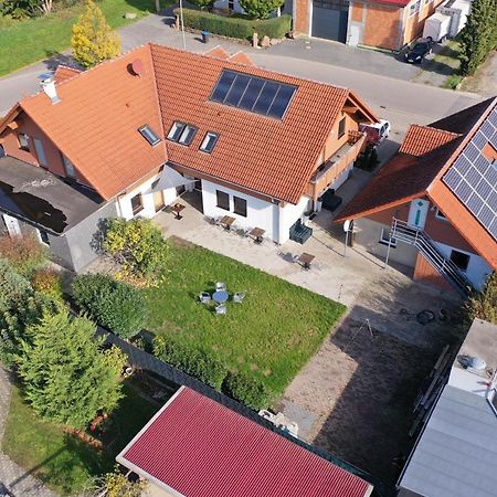 Harthausen  Pension Zum Paradies מראה חיצוני תמונה