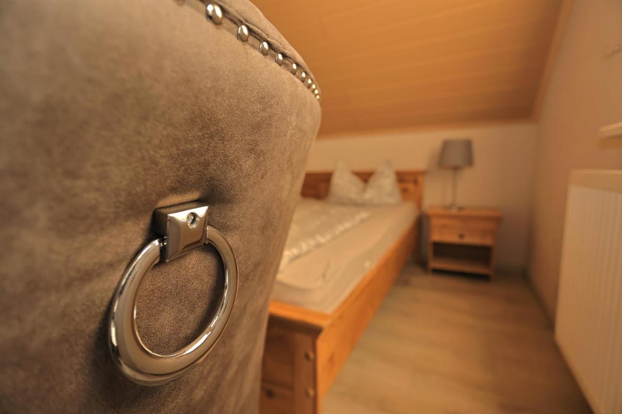 Harthausen  Pension Zum Paradies מראה חיצוני תמונה