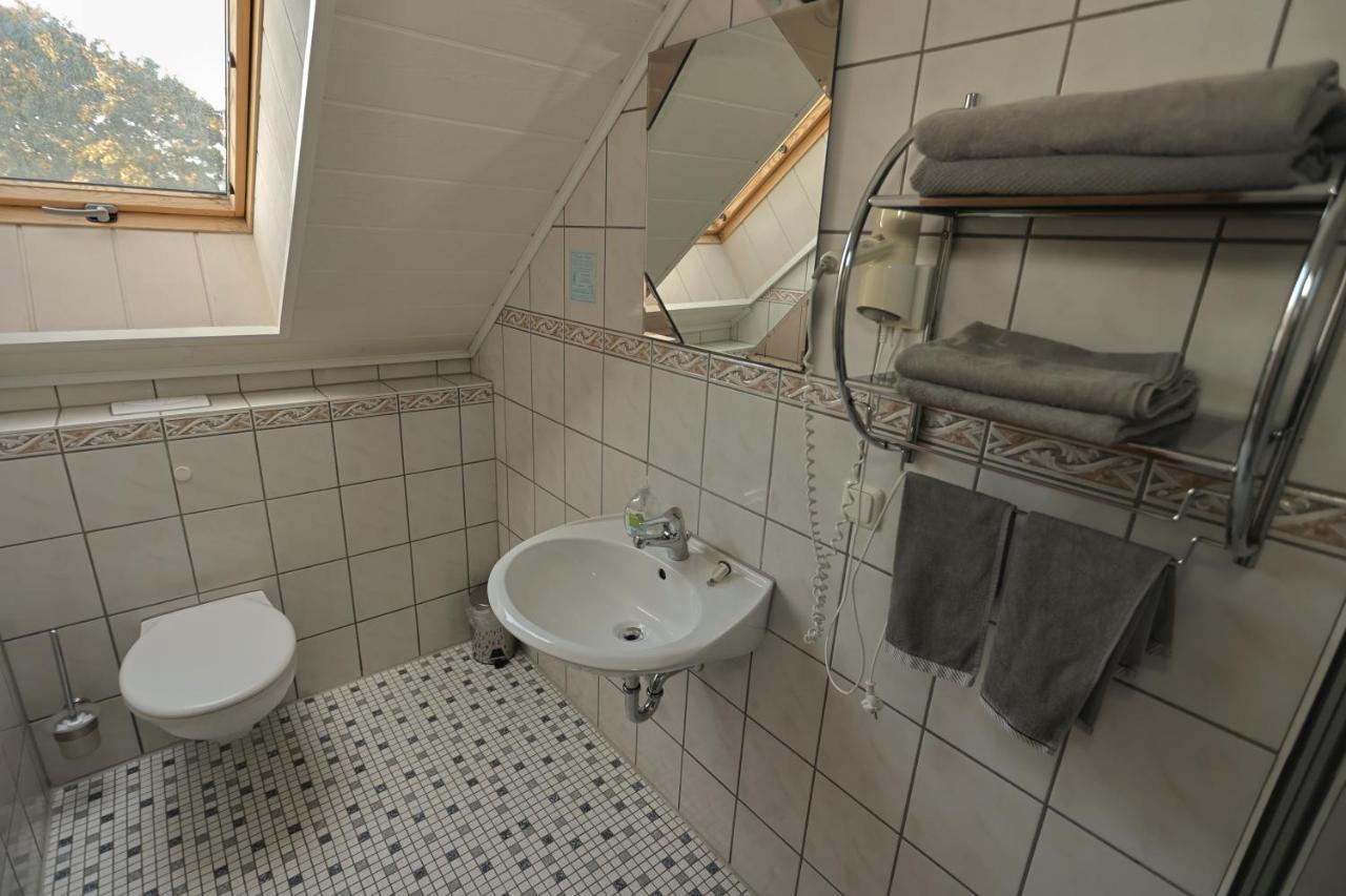 Harthausen  Pension Zum Paradies מראה חיצוני תמונה