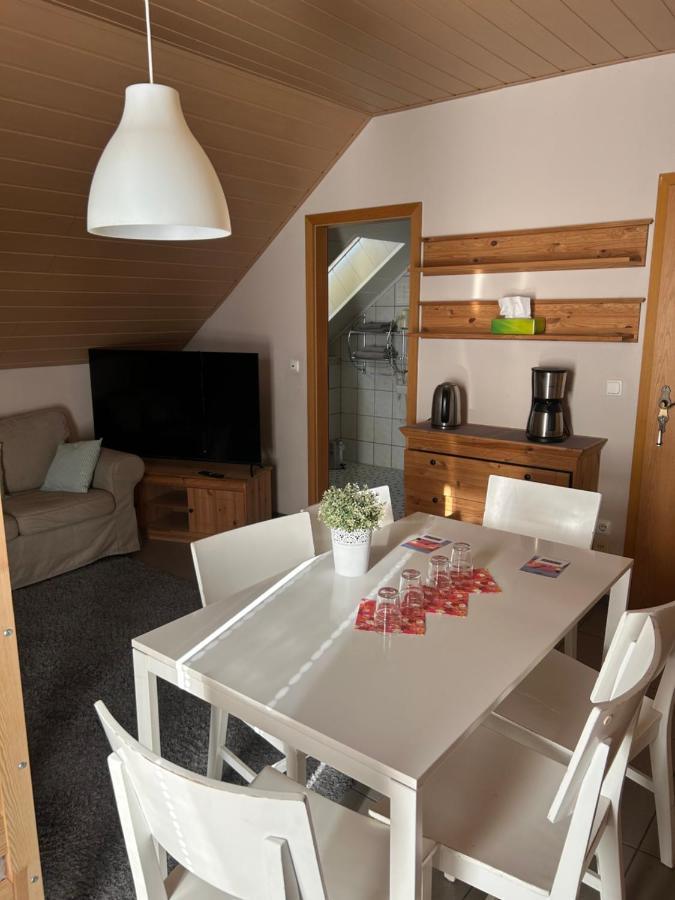 Harthausen  Pension Zum Paradies מראה חיצוני תמונה