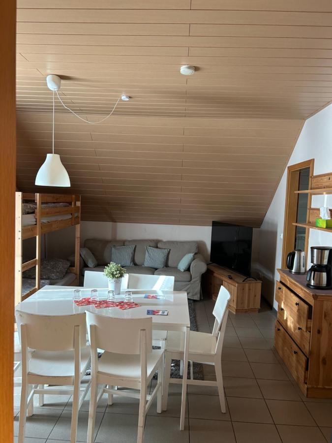 Harthausen  Pension Zum Paradies מראה חיצוני תמונה