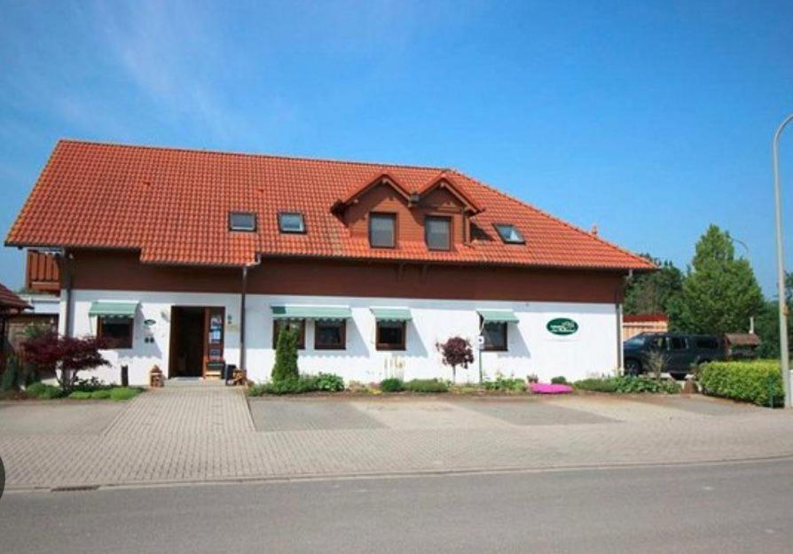 Harthausen  Pension Zum Paradies מראה חיצוני תמונה